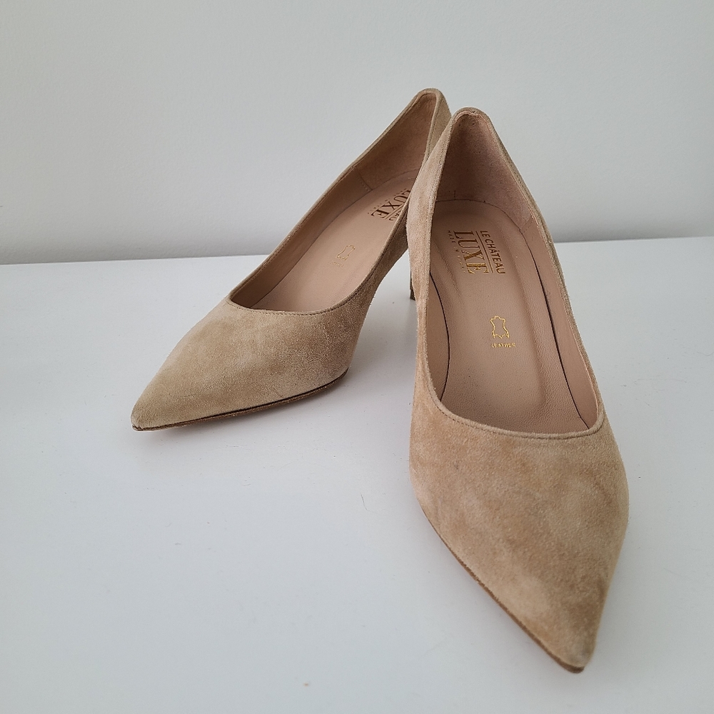 NWOT made in Italy Suede Heels